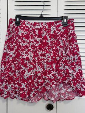 Red floral mini skirt